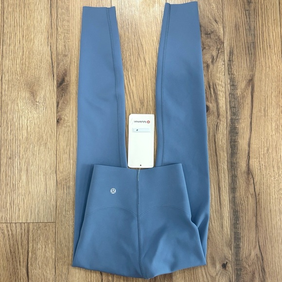 NWT Lululemon Glow Up Tight 28" In Washed Denim Blue Size 0 - Picture 1 of 7